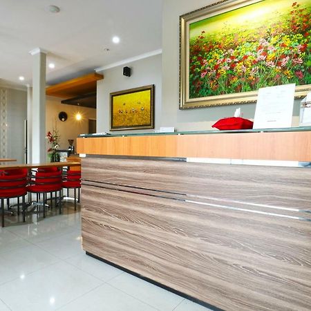Chiaro Hotel Syariah Sidoarjo Ngoại thất bức ảnh