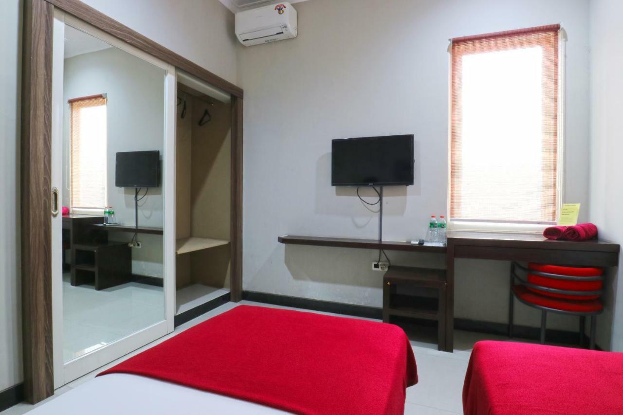 Chiaro Hotel Syariah Sidoarjo Ngoại thất bức ảnh