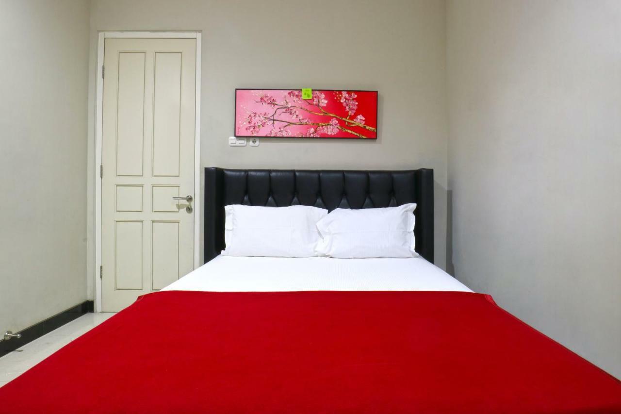 Chiaro Hotel Syariah Sidoarjo Ngoại thất bức ảnh