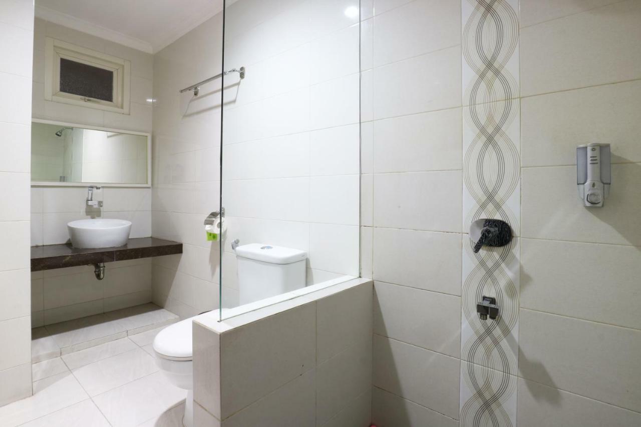 Chiaro Hotel Syariah Sidoarjo Ngoại thất bức ảnh